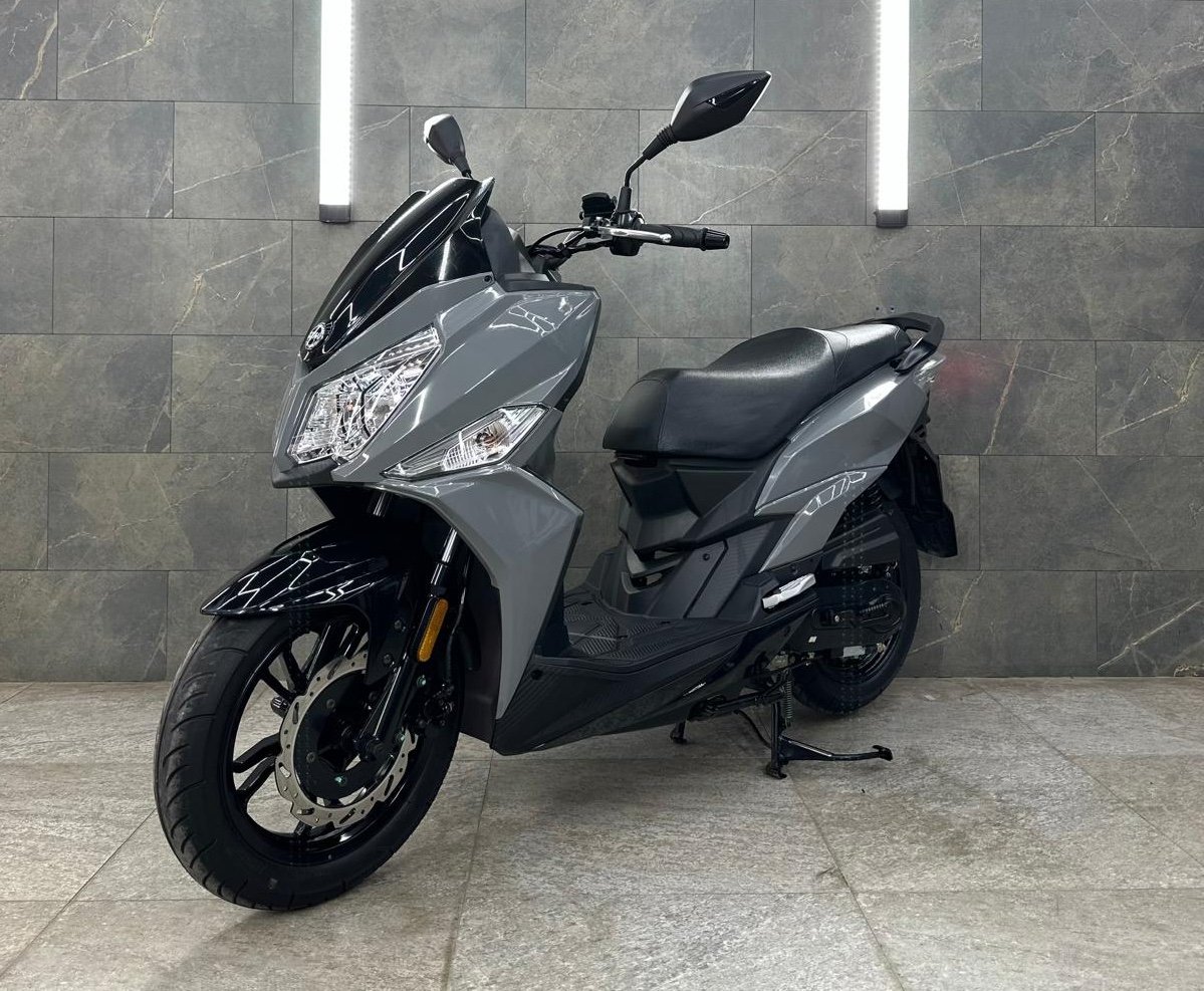 Location SYM Jet 14 Marrakech - Vue latérale